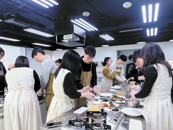 The cooking class that took place on Feb. 15 [KORAIL TOURISM DEVELOPMENT]