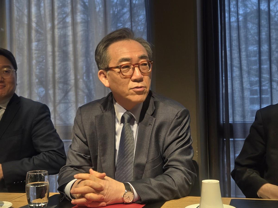 Foreign Minister Cho Tae-yul speaks with Korean reporters after attending the Munich Security Conference in Germany on Feb. 16. [YONHAP] 