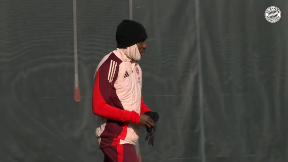 Bayern Munich fullback Alphonso Davies trains ahead of a clash against Celtic in the Champions League on Feb. 18. [ONE FOOTBALL]