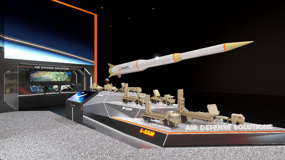 L-SAM presents defense capacity to intercept ballistic missile threats at 50 to 60 kilometers (31 to 37 miles) altitude. [HANWHA AEROSPACE]