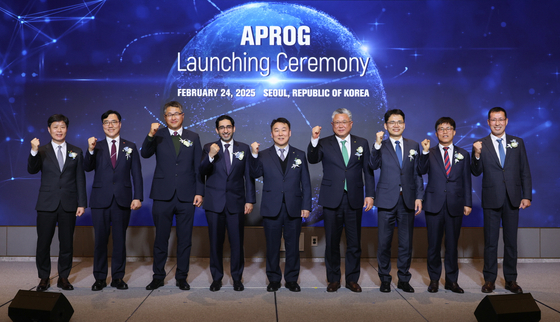 Korea Hydro & Nuclear Power launched an international institution for the Advanced Power Reactor (APR) type of nuclear reactor on Tuesday at the Hotel Naru Seoul MGallery in Mapo District, western Seoul, on Feb. 25. [KOREA HYDRO & NUCLEAR POWER]  