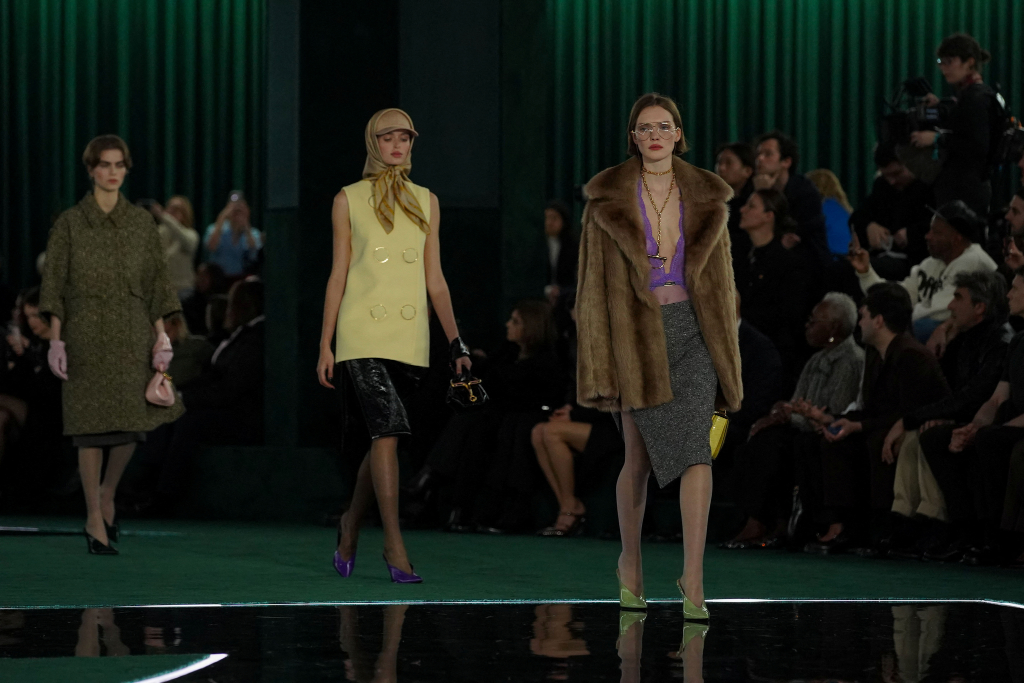 Models present creations by the Gucci Fall-Winter 2025/2026 collection during Fashion Week in Milan, Italy, on Feb. 25. [REUTERS/YONHAP] 