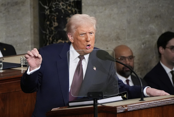 U.S. President Donald Trump addresses a joint session of Congress at the Capitol in Washington on March 4. [AP/YONHAP]