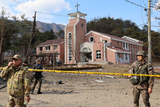 A severely damaged church is seen here after eight bombs fell over Pocheon, Gyeonggi, during a Korean Air Force live-fire exercise on March 6. [YONHAP]