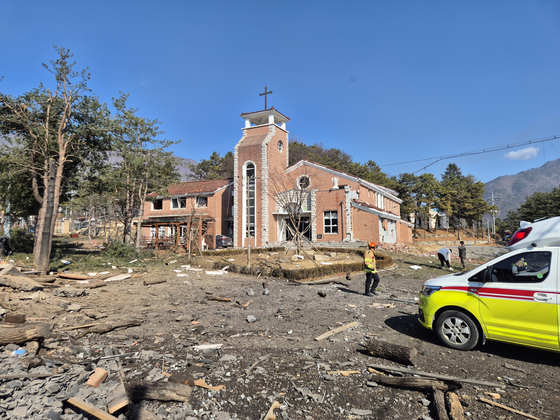 A church lies damaged after the Air Force discharged eight bombs onto Pocheon, Gyeonggi, during a live-fire exercise on March 6. [NEWS1]