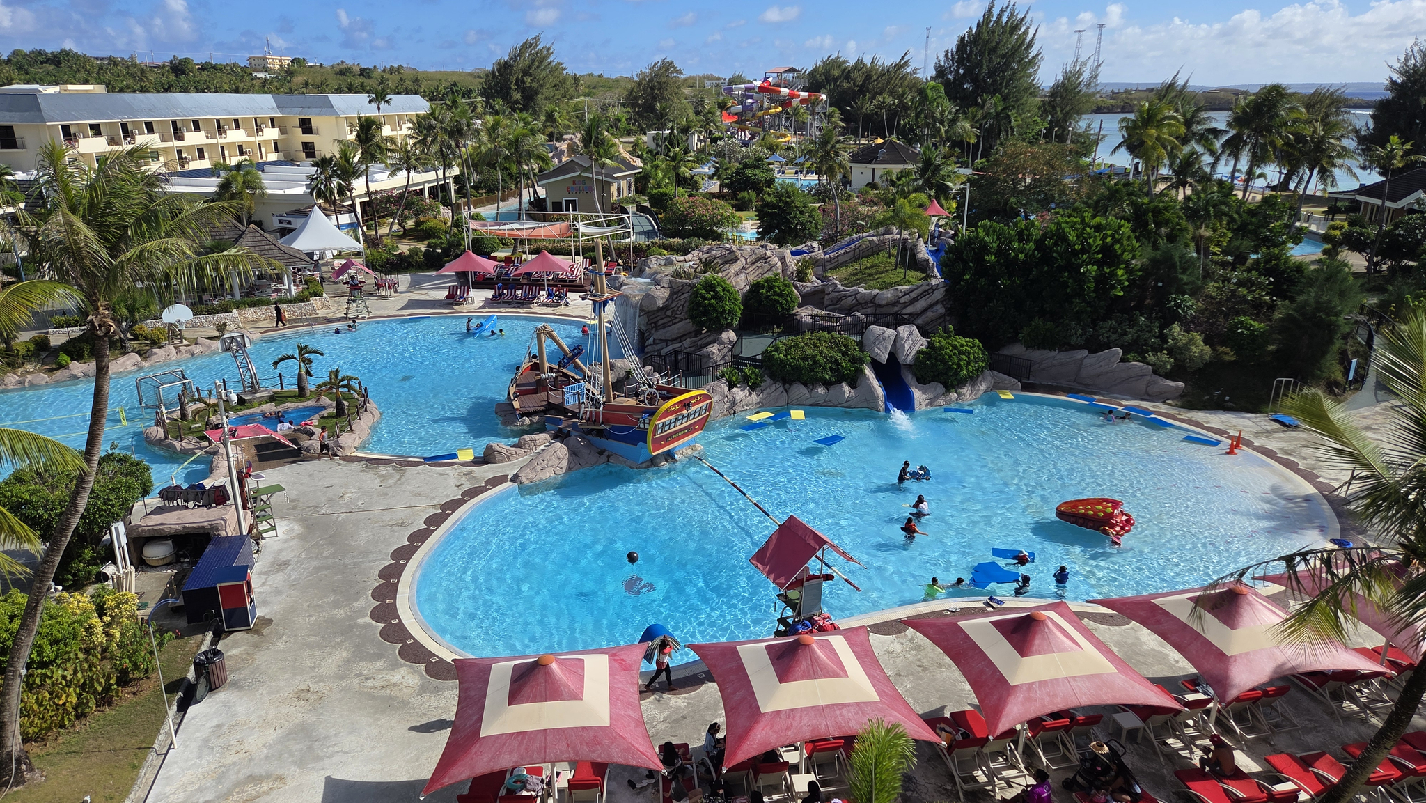 A picture of the Pacific Islands Club (PIC) Saipan resort's water park [YOON SO-YEON]