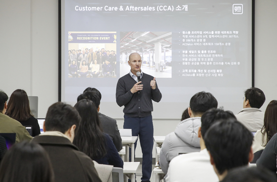 GM's William Henrie speaks during a media tour held at GM Korea Seoul Service Center in Yeongdeungpo, western Seoul, on March 18 [GM KOREA]