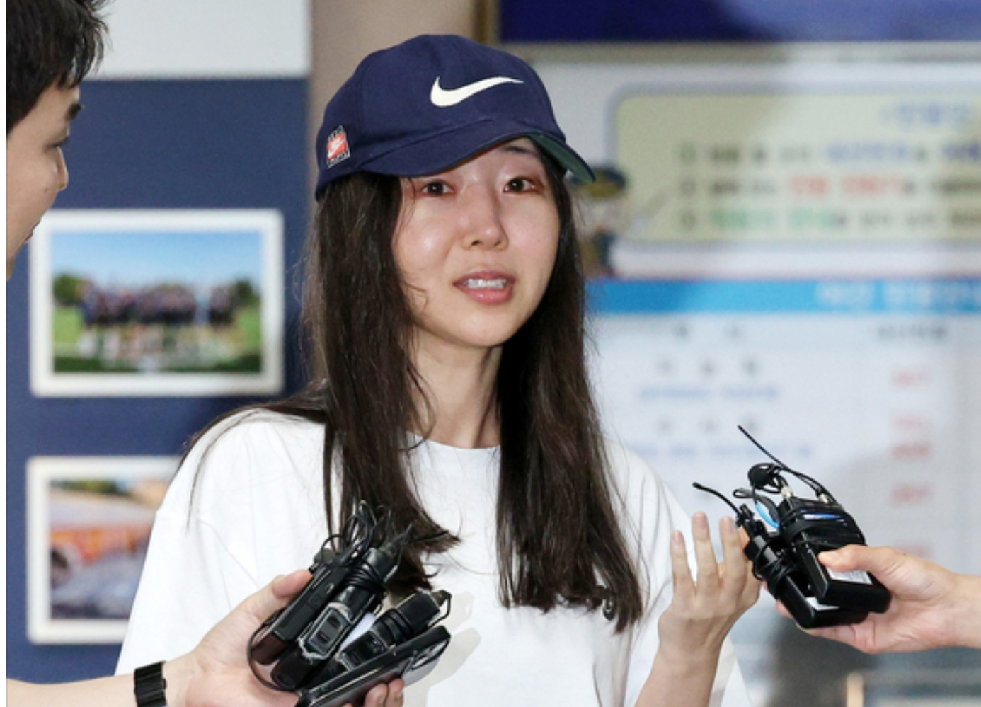 Min Hee-jin at the Yongsan Police Station on July 9, 2024 [NEWS1]