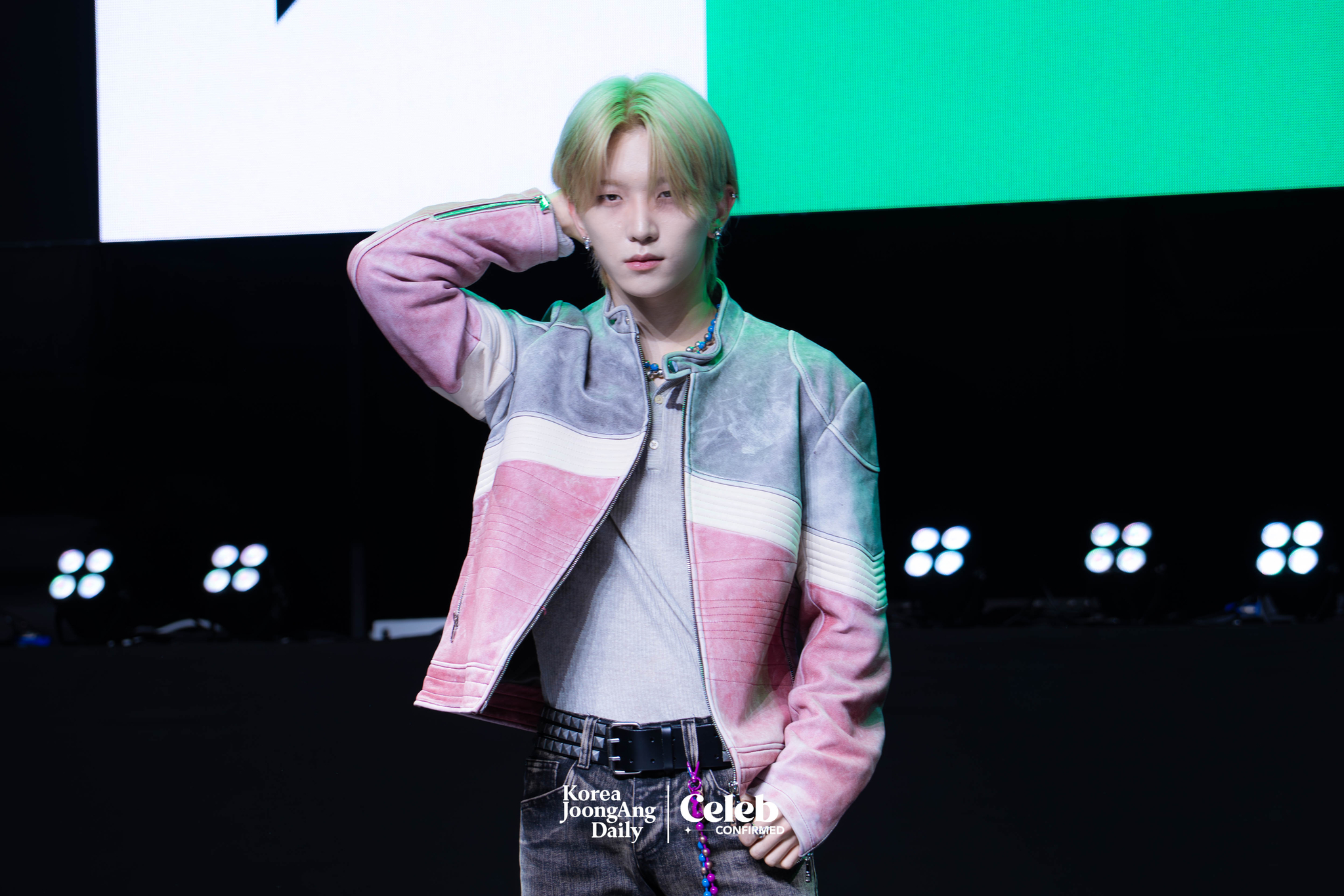 TNX's Sungjun poses for photos during a showcase held on March 26 at Yes24 Wanderloch Hall in western Seoul for the release of its fourth EP “For Real?” [DANIELA GONZALEZ PEREZ]