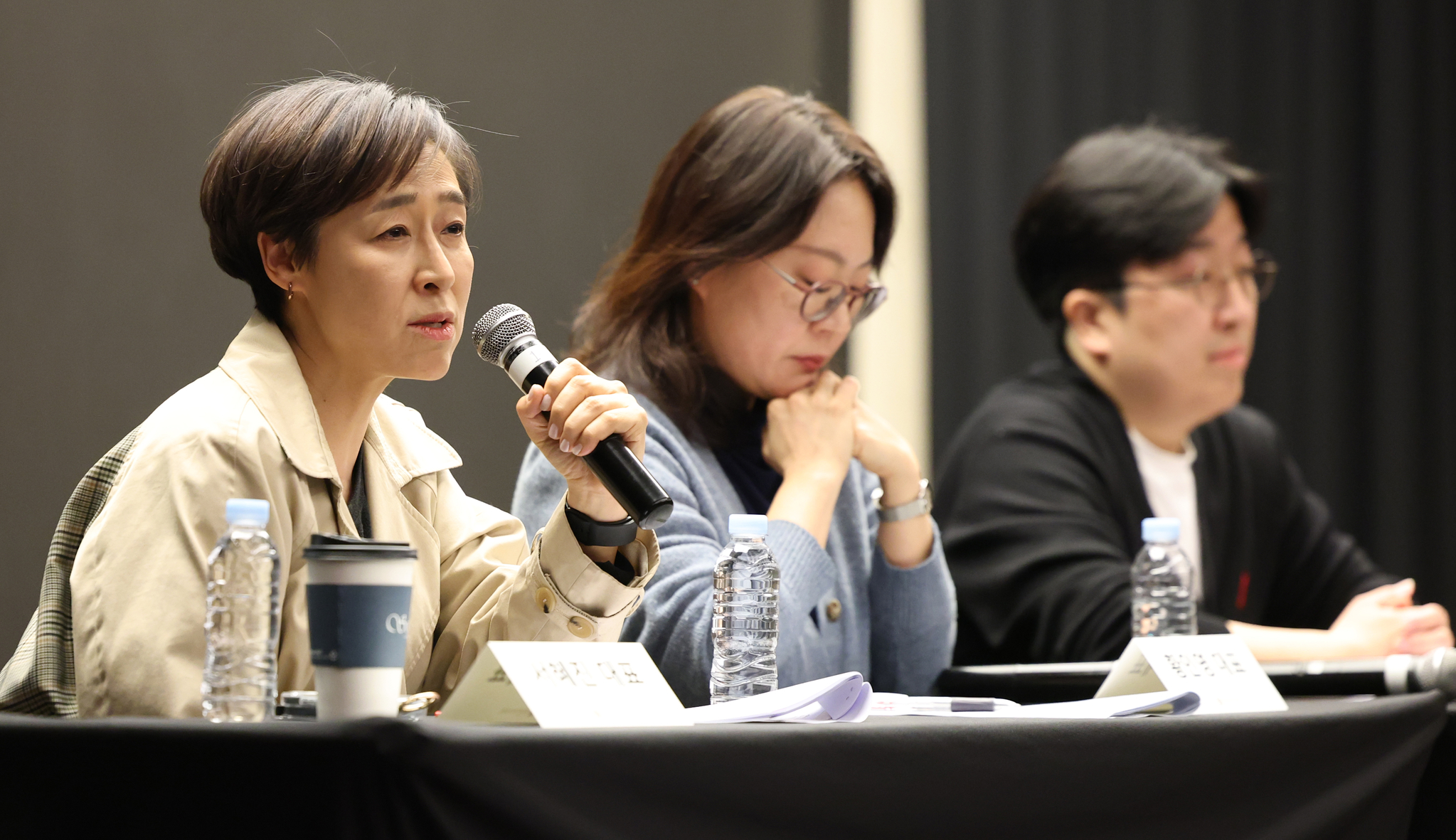 Seo Hye-jin, Co-CEO of production company Crea Studio, explains the concept of minors-only audition program ″Under 15″ to reporters during a press conference held on March 25 at the Stanford Hotel in western Seoul. [NEWS1]