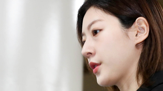 Late actor Kim Sae-ron at the Seoul Central District Court, southern Seoul, on April 5, 2023 [NEWS1]