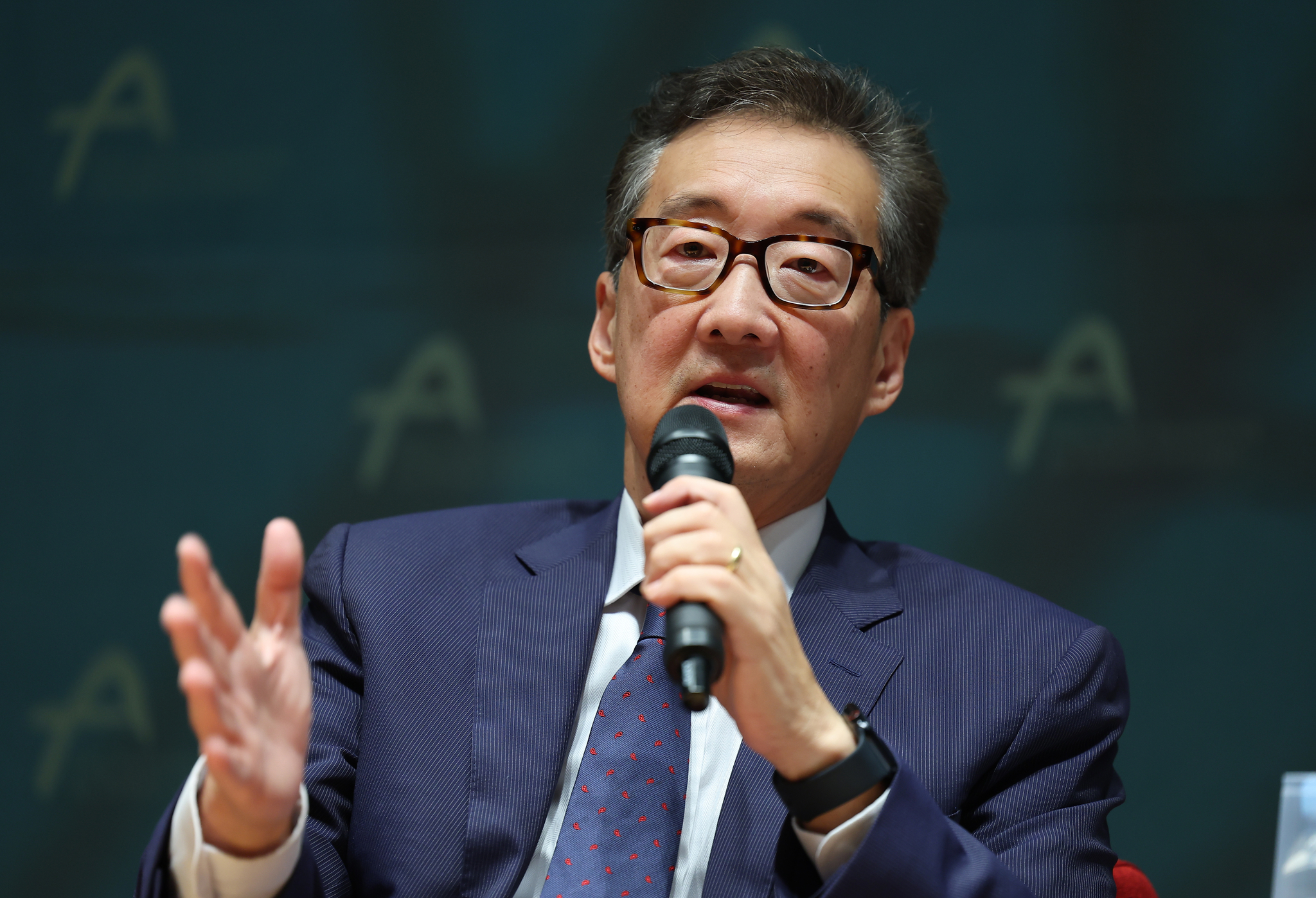 Victor Cha, Korea Chair at the Center for Strategic and International Studies speaking during a security forum in Seoul on Oct. 17, 2024. [YONHAP]