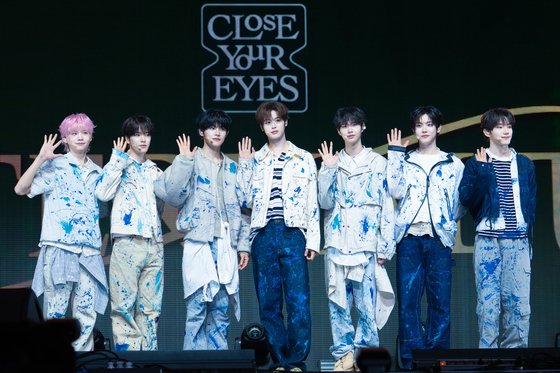 Members of new boy band Close Your Eyes pose for photos during their debut showcase held on April 2 at the Yes24 Live Hall music venue in eastern Seoul. [DANIELA GONZALEZ PEREZ]