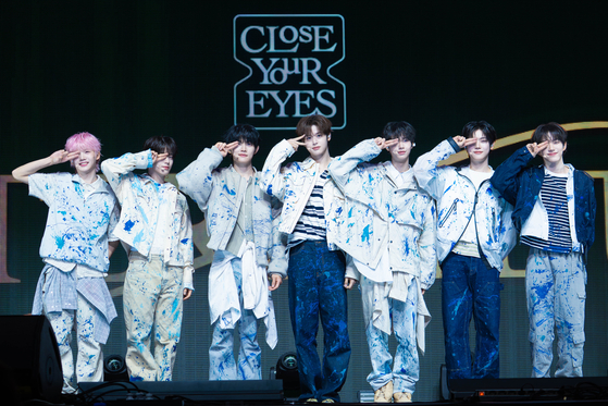 Members of new boy band Close Your Eyes pose for photos during their debut showcase held on April 2 at the Yes24 Live Hall music venue in eastern Seoul. [DANIELA GONZALEZ PEREZ]