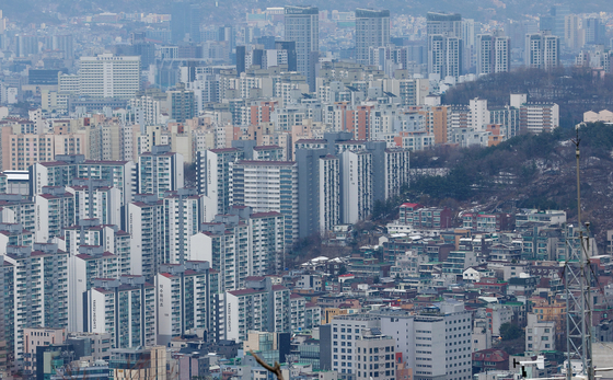This photo taken March 18, 2025, shows apartment complexes in Seoul. [YONHAP]