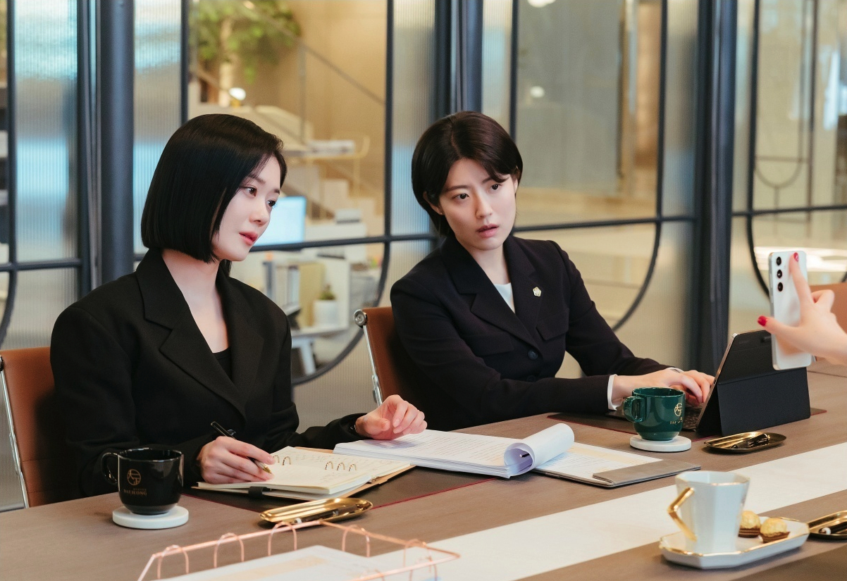 A scene from SBS hit drama ″Good Partner″ (2024) [SBS, MANAGEMENT SOOP]