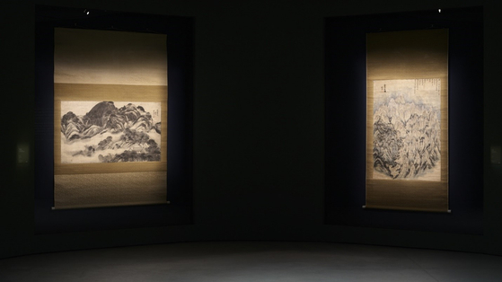 An installation view of the ″Gyeomjae Jeong Seon″ exhibition held at the Hoam Museum of Art in Gyeonggi [HOAM MUSEUM OF ART]
