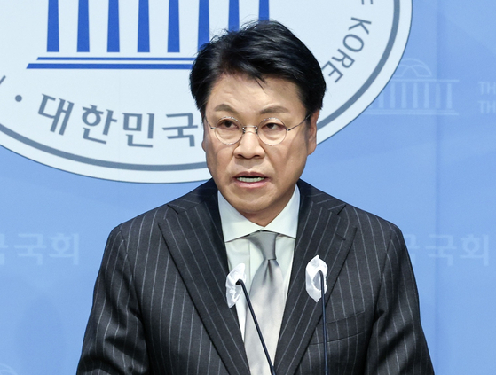 Late politician Chang Je-won on Dec. 12, 2023 [JOONGANG ILBO]
