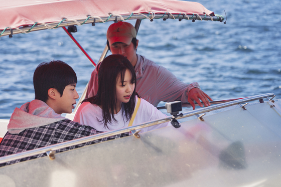Scenes from Netflix's entertainment show ″Kian’s Bizarre B&B,″ featuring webtoonist Kian84, singer Jin of boy band BTS and actor Ji Ye-eun [NETFLIX]