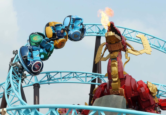Masters of Spinjitzu, a new roller coaster inspired by Ninjago's martial arts technique, newly opened at Legoland Korea on April 11. [YONHAP]