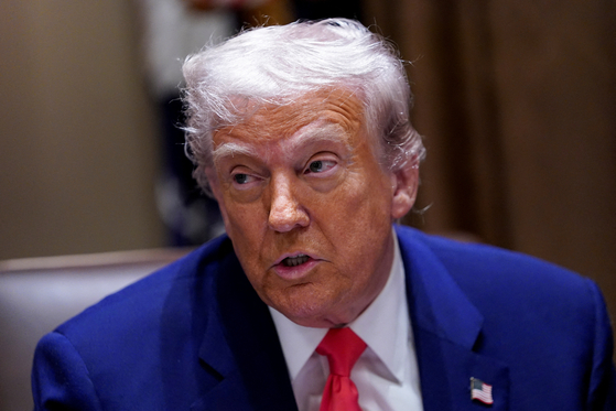 U.S. President Donald Trump attends a cabinet meeting at the White House in Washington, D.C. on April 10. [REUTERS/YONHAP]
