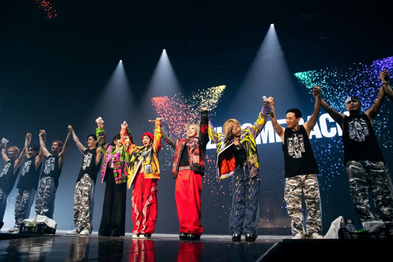 Girl group 2NE1's encore concerts for the ″Welcome Back″ tour held on April 12 and 13 at the KSPO Dome in southern Seoul [YG ENTERTAINMENT]