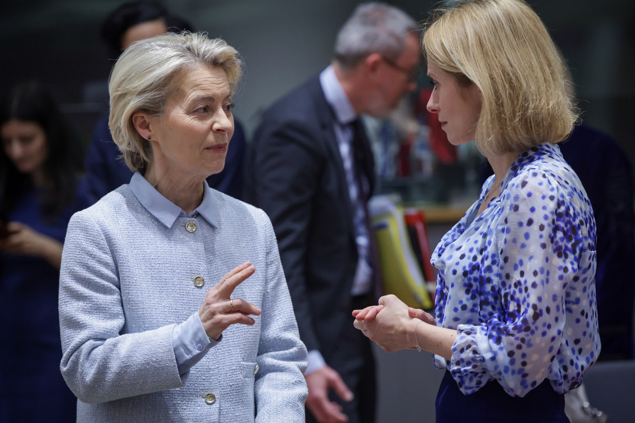 European Commission President Ursula von der Leyen, left, and European Commission Vice-President and High Representative of the European Union for Foreign Affairs and Security Policy Kaja Kallas attend the EU conference on Syria in Brussels on March 17. [EPA/YONHAP]