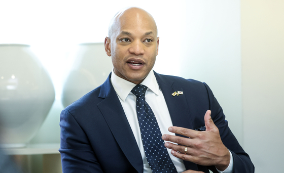Wes Moore, governor of Maryland, speaks during an interview with the JoongAng Ilbo in central Seoul on April 16. [JOONGANG ILBO]
