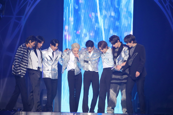 Boy band Ateez on its ″Towards the Light: Will to Power″ tour [CGV]