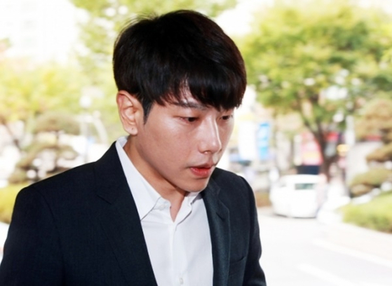 Singer Park Hyo-shin [YONHAP]