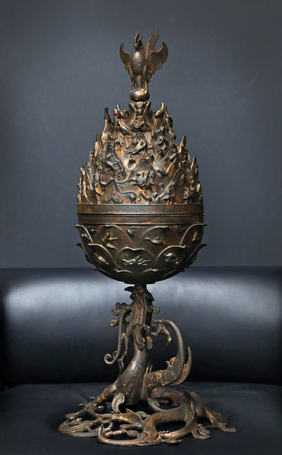 Great Gilt-bronze Incense Burner of Baekje [PARK SANG-MOON]