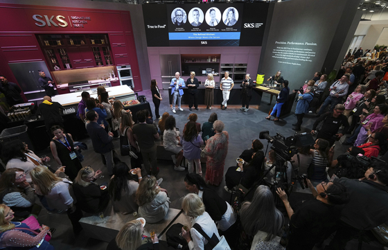 SKS hosted the annual Uncorked event featuring a panel on the sensory-driven future of design during KBIS 2025 in Las Vegas on Feb. 25. [AP/YONHAP]