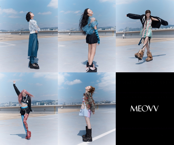Concept photos for girl group Meovv’s “Drop Top,” the lead track for its first EP “My Eyes Open VVide” [THE BLACK LABEL]