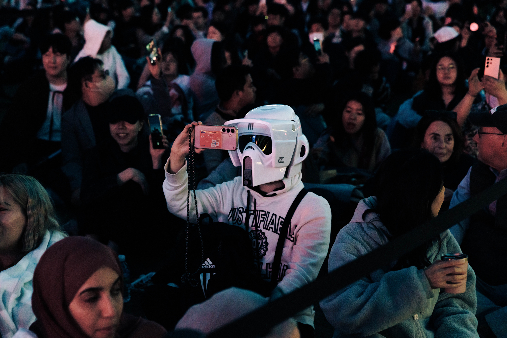 A visitor takes photos during the Star Wars Day event held at Dongdaemun Design Plaza in Jung District, central Seoul, on May 4. [WALT DISNEY COMPANY KOREA]