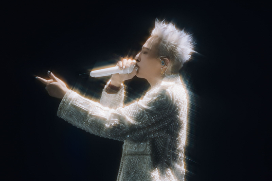 Singer G-Dragon performs during his “G-Dragon 2025 World Tour [Übermensch]” in Seoul on March 30. [NEWS1]