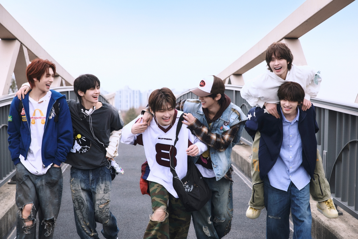 A concept image for boy band TWS's ″Countdown,″ the lead track for its third EP ″Try With Us” released on April 21. [PLEDIS ENTERTAINMENT]