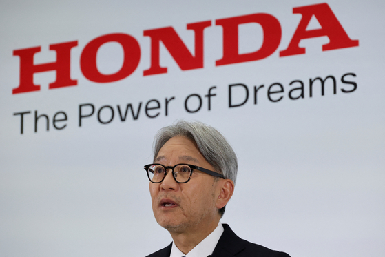 Honda CEO Toshihiro Mibe speaks at a business briefing in Tokyo, Japan on May 20, 2025. [REUTERS/YONHAP]