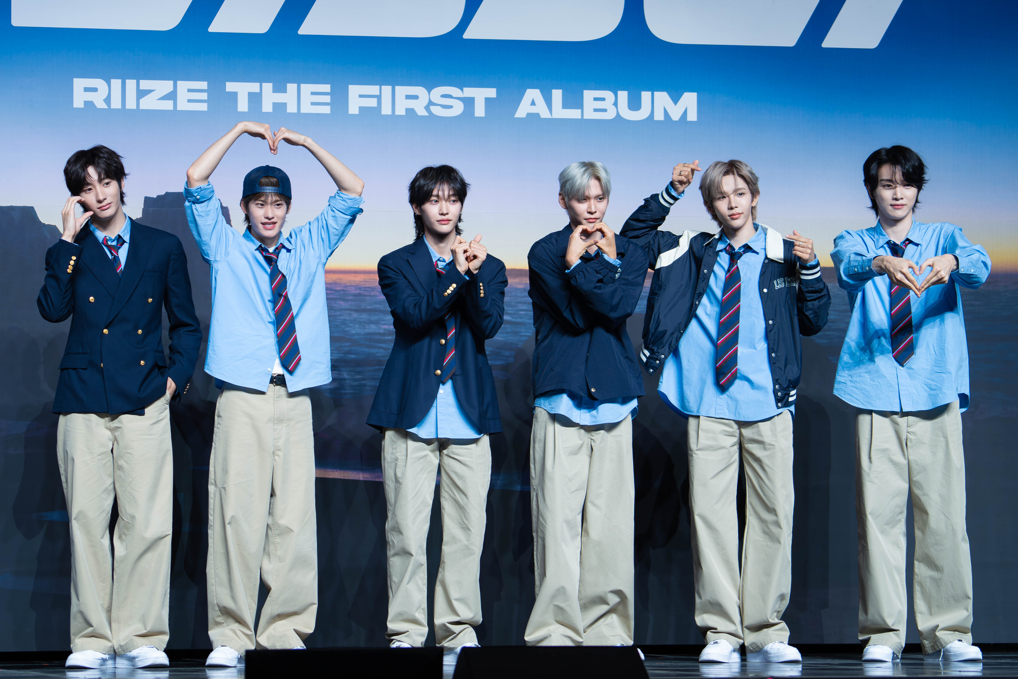 Boy band Riize poses for a photo during a showcase at the Blue Square in central Seoul on May 19 for the release of its first full-length album, “Odyssey.” [DANIELA GONZALEZ PEREZ]