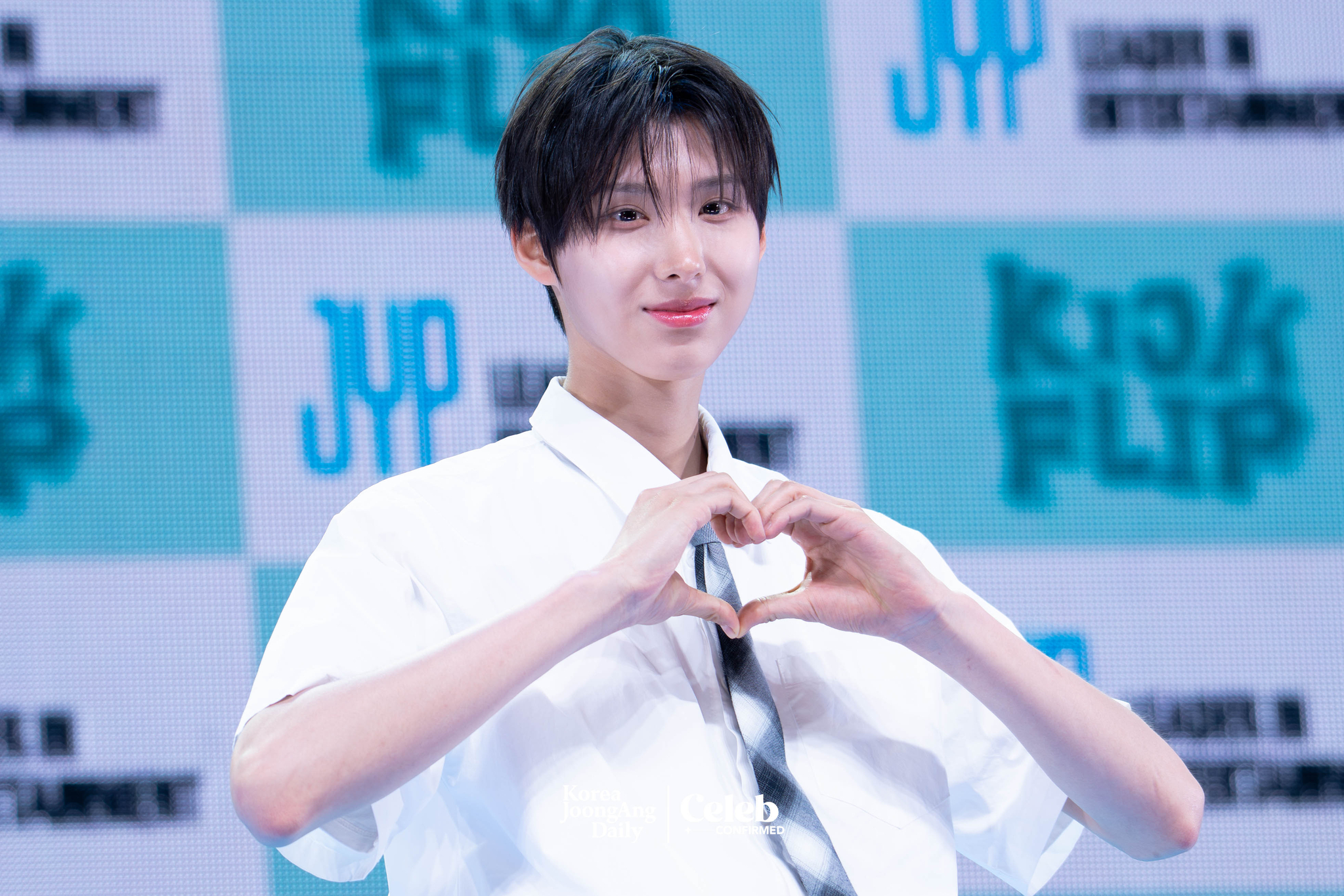 KickFlip’s Juwang poses for photos during a showcase for the release of its second EP, “Kick Out, Flip Now!” at Yes24 Live Hall in eastern Seoul on May 26. [DANIELA GONZALEZ PEREZ]