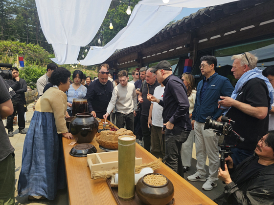 Chefs gather at Ki Soon-do's fermentation school in Damyang, South Jeolla, to learn how to make jang. [SOUTH JEOLLA]