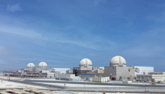 This photo, provided by the Korea Electric Power Corporation, shows the Barakah nuclear power plant in the United Arab Emirates. [YONHAP]