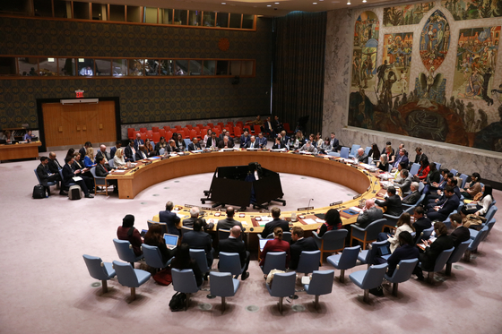 The UN Security Council holds a meeting at the UN headquarters in New York on May 28. [AP/YONHAP]
