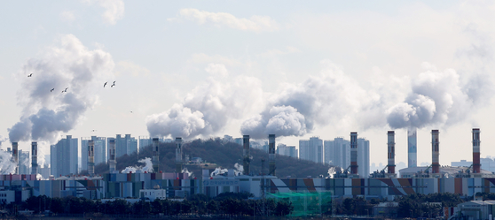 Thermoelectric powerplants in western Incheon on Jan. 9, 2025 [YONHAP]