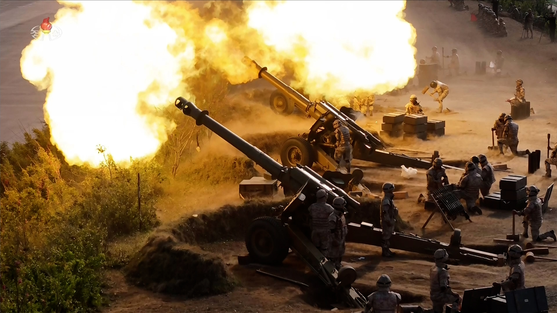 North Korean leader Kim Jong-un oversaw a firing contest among military artillery units and said maximizing the demand for training is the ″shortcut″ to building a powerful army, state media reported Friday. [YONHAP] 
