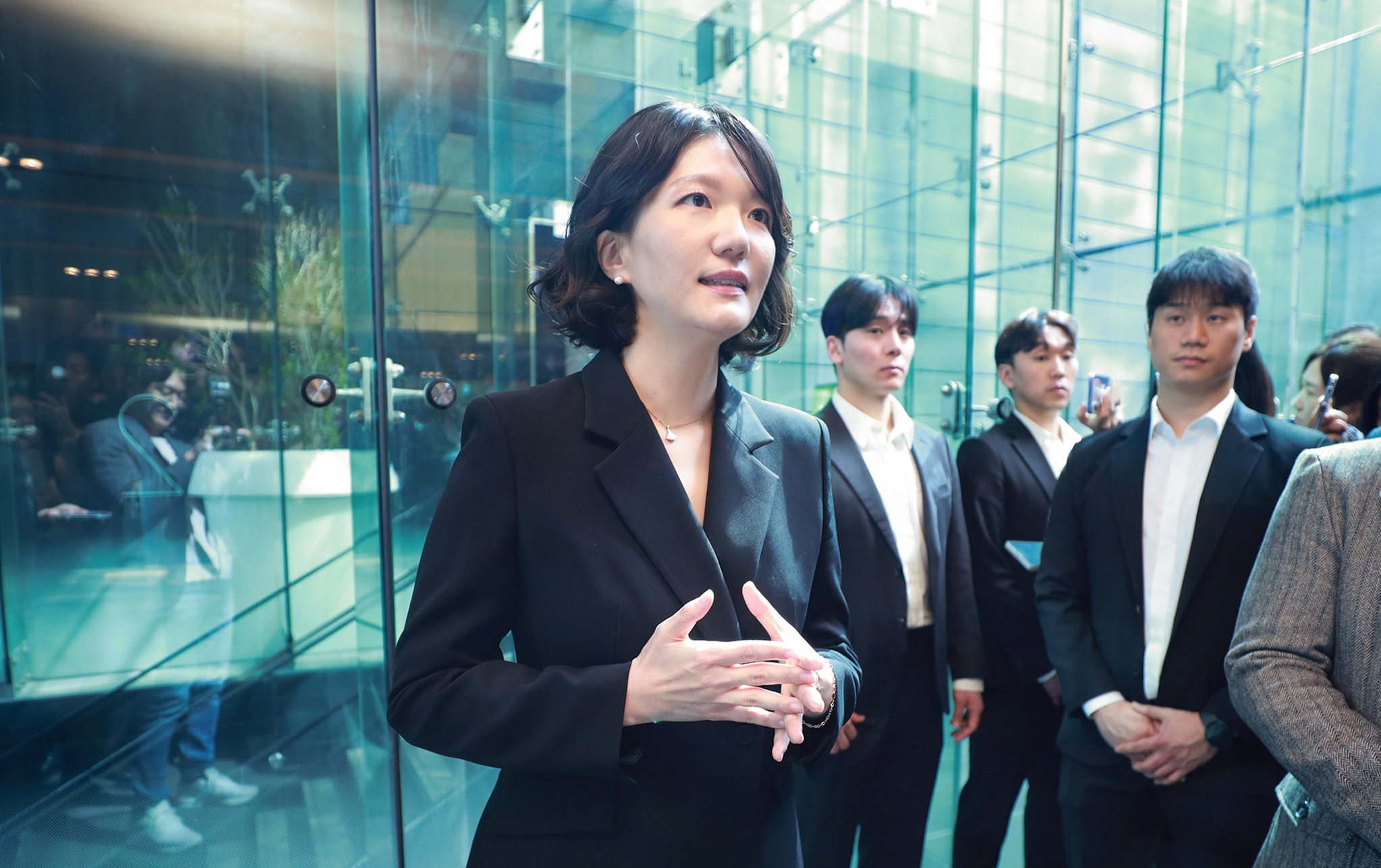 Naver CEO Choi Soo-yeon speaks with reporters after the company's annual general meeting at Naver's offices in Seongnam, Gyeonggi, on March 26. [YONHAP] 