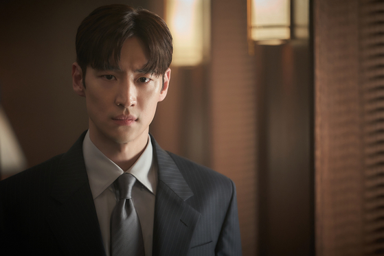     Lee Je-hoon stars in film ″Big Deal″ [SHOWBOX]            