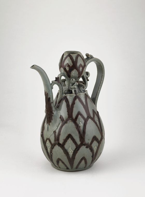 A 13th-century ewer similar to one owned by the Leeum Museum of Art, except this one doesn't have a lid [NATIONAL MUSEUM OF ASIAN ART]