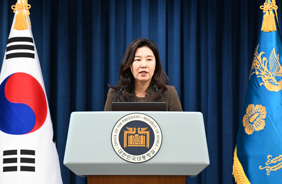 Kang Yu-jung, the presidential spokesperson, briefs reporters on the day of the new President Lee Jae-myung's inauguration on June 4. [JOINT PRESS CORPS]