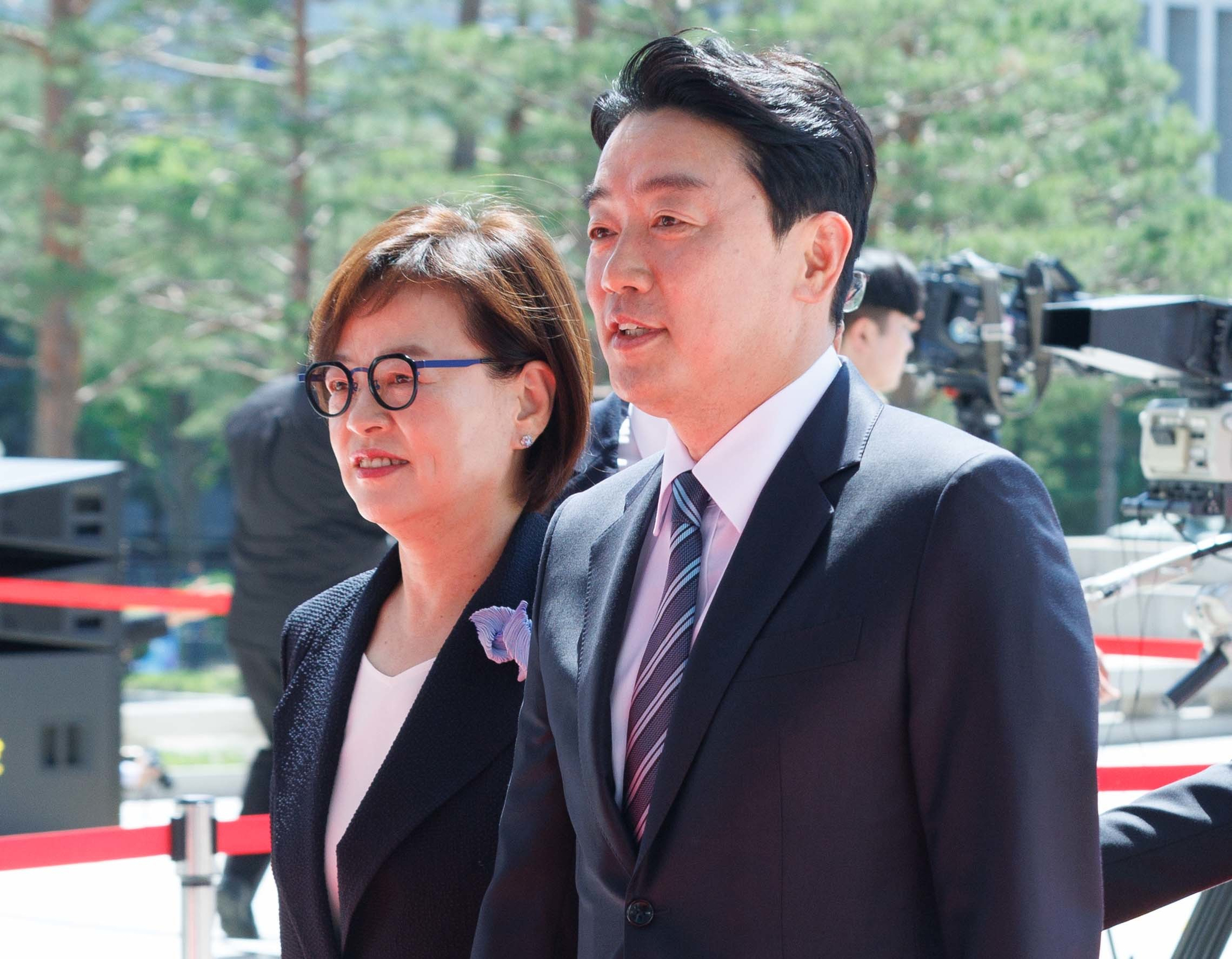Rep. Kang Hoon-sik of the Democratic Party, tapped to serve as chief presidential secretary, right, attends the inauguration ceremony of President Lee Jae-myung at the National Assembly in Yeouido, western Seoul, on June 4. [JOINT PRESS CORPS]