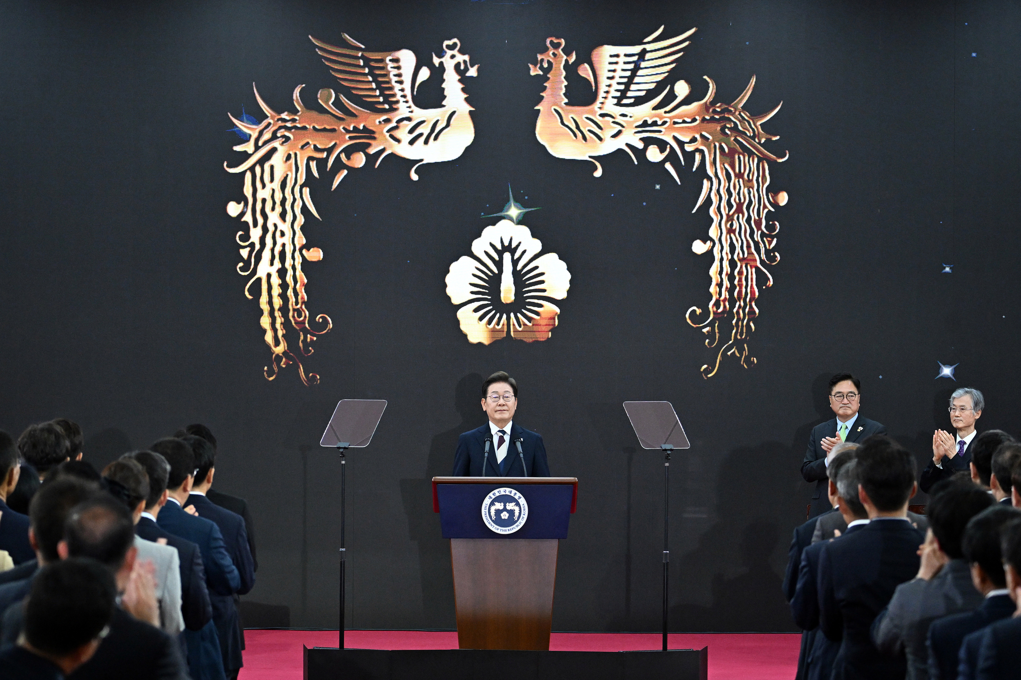 Lee Jae-myung is sworn in as the new president of Korea at the National Assembly in western Seoul on June 4. [NEWS1]
